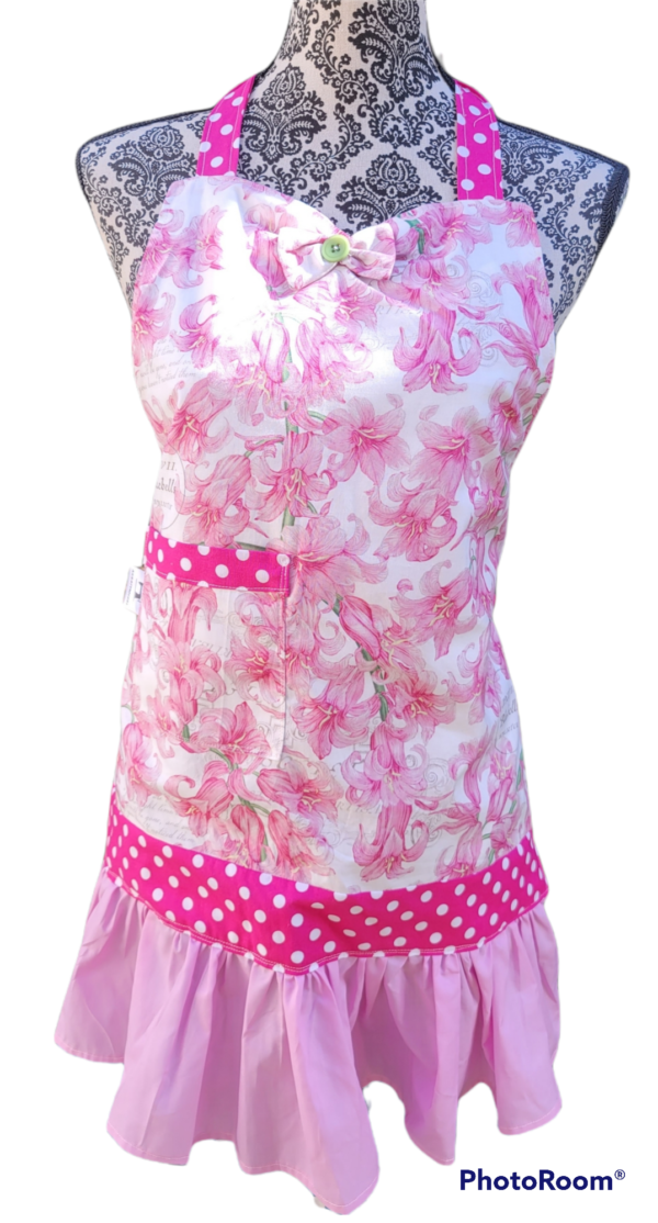 pink flowers apron